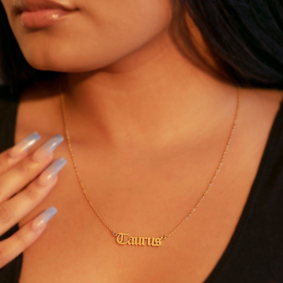 Collier Zodiac Old English Paris Flavor